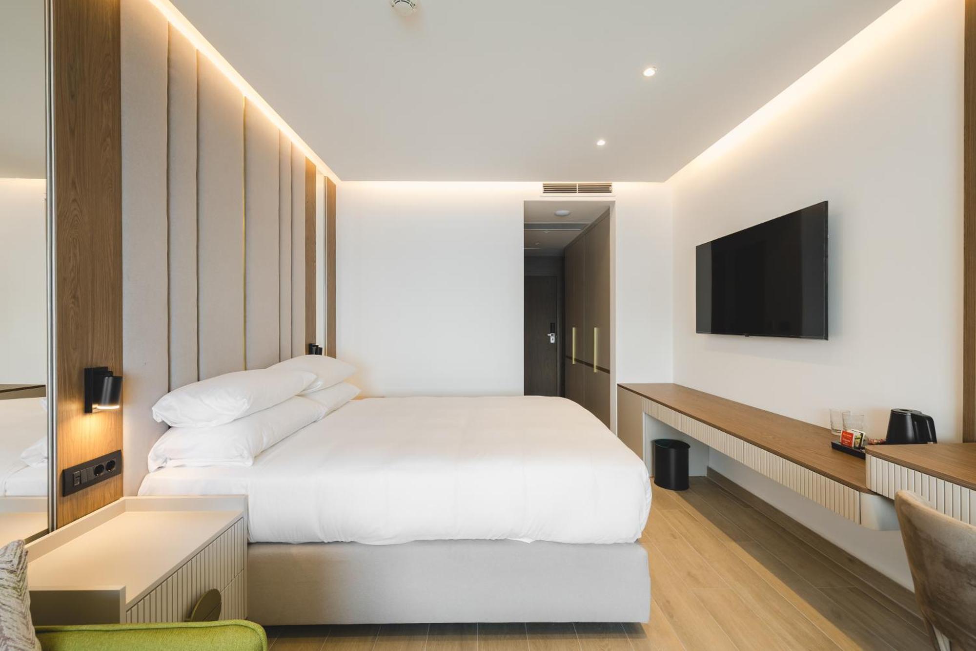 Radisson Ruza Vjetrova Готель 4*