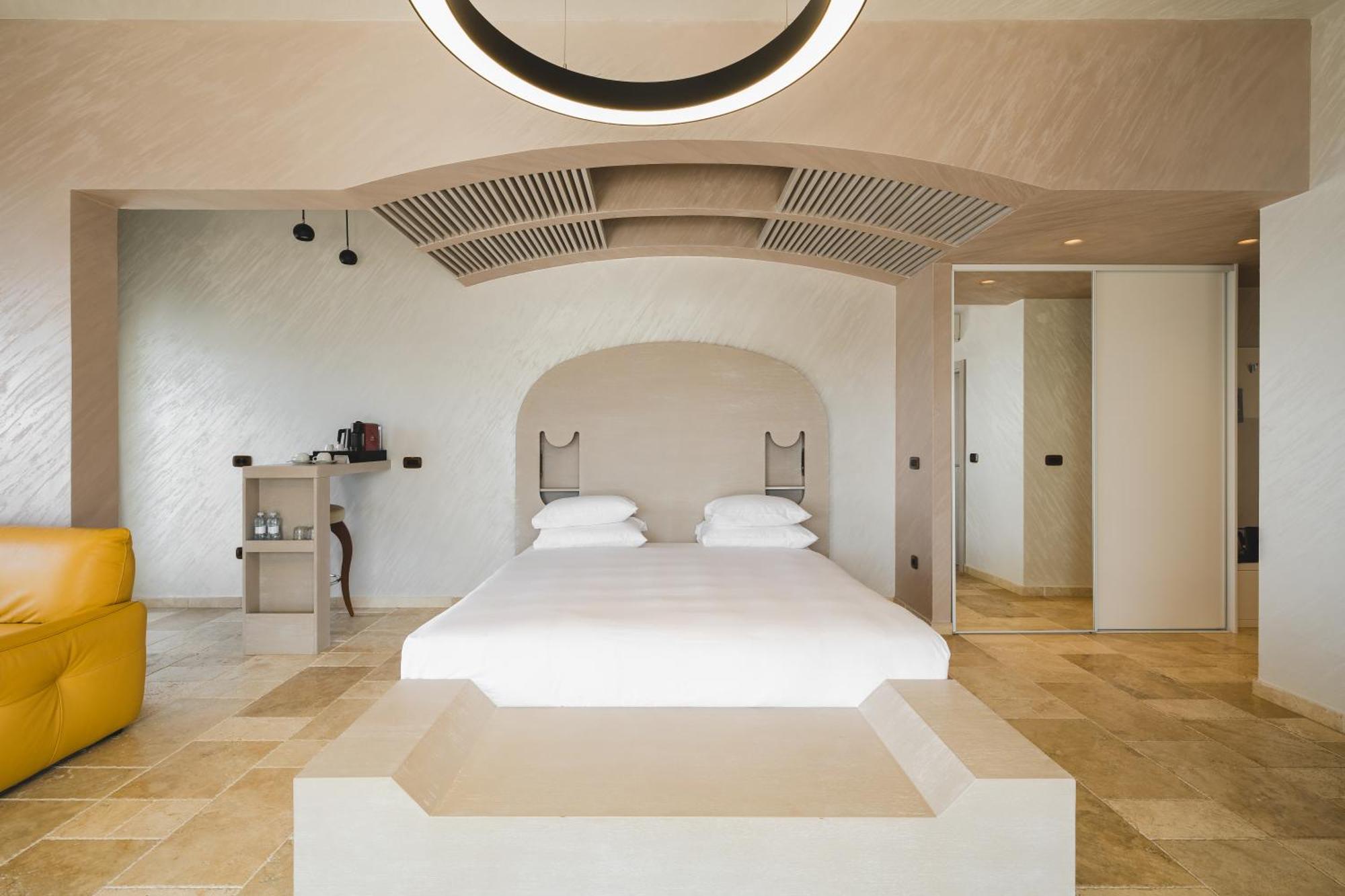 Radisson Ruza Vjetrova 4*