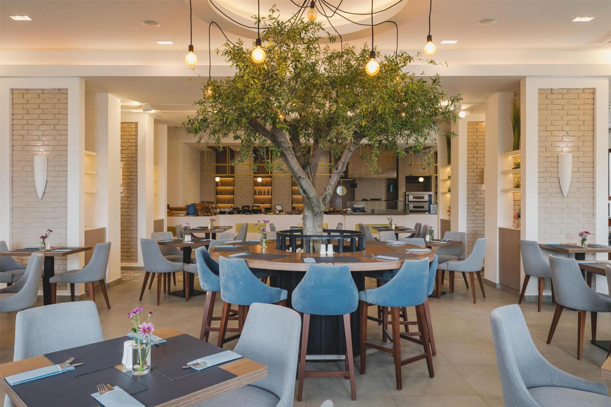 Hotel Radisson Ruza Vjetrova 4*