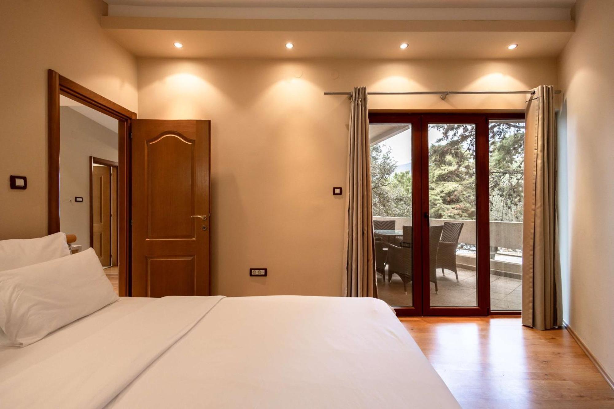 Radisson Ruza Vjetrova 4* Dobra Voda