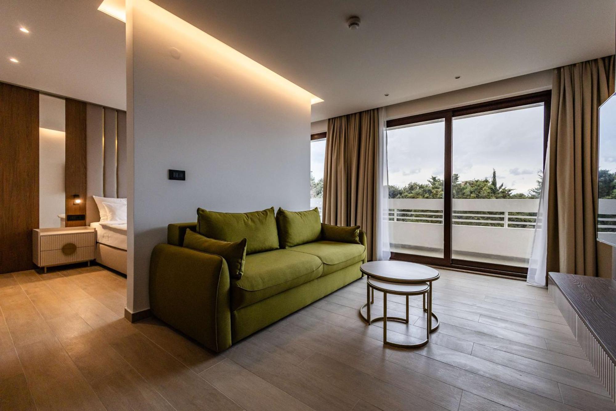 מלון Radisson Ruza Vjetrova